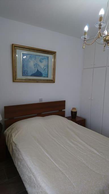 Isabella Court Townhouse Near Venus Beach And Lidl Paphos Exteriör bild